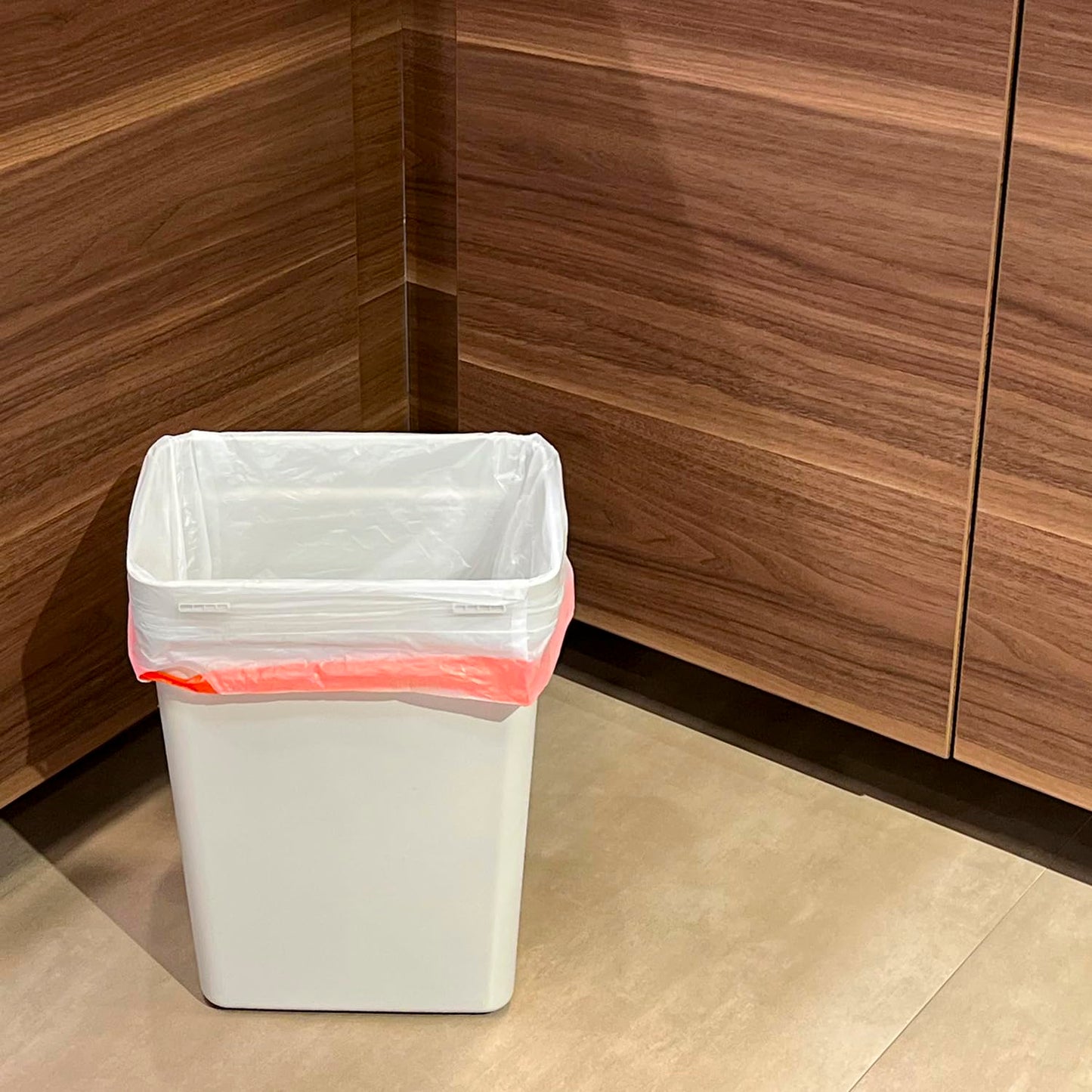 KITBEST 20l Bin Liners Drawstring Trash Bags, 100 Tie Handle Swing Food Waste Bags Small Biodegradable Caddy Pedal Rubbish Garbage Bags for Bathroom Office Toilet Kitchen Trash Bin (50 x 60cm)